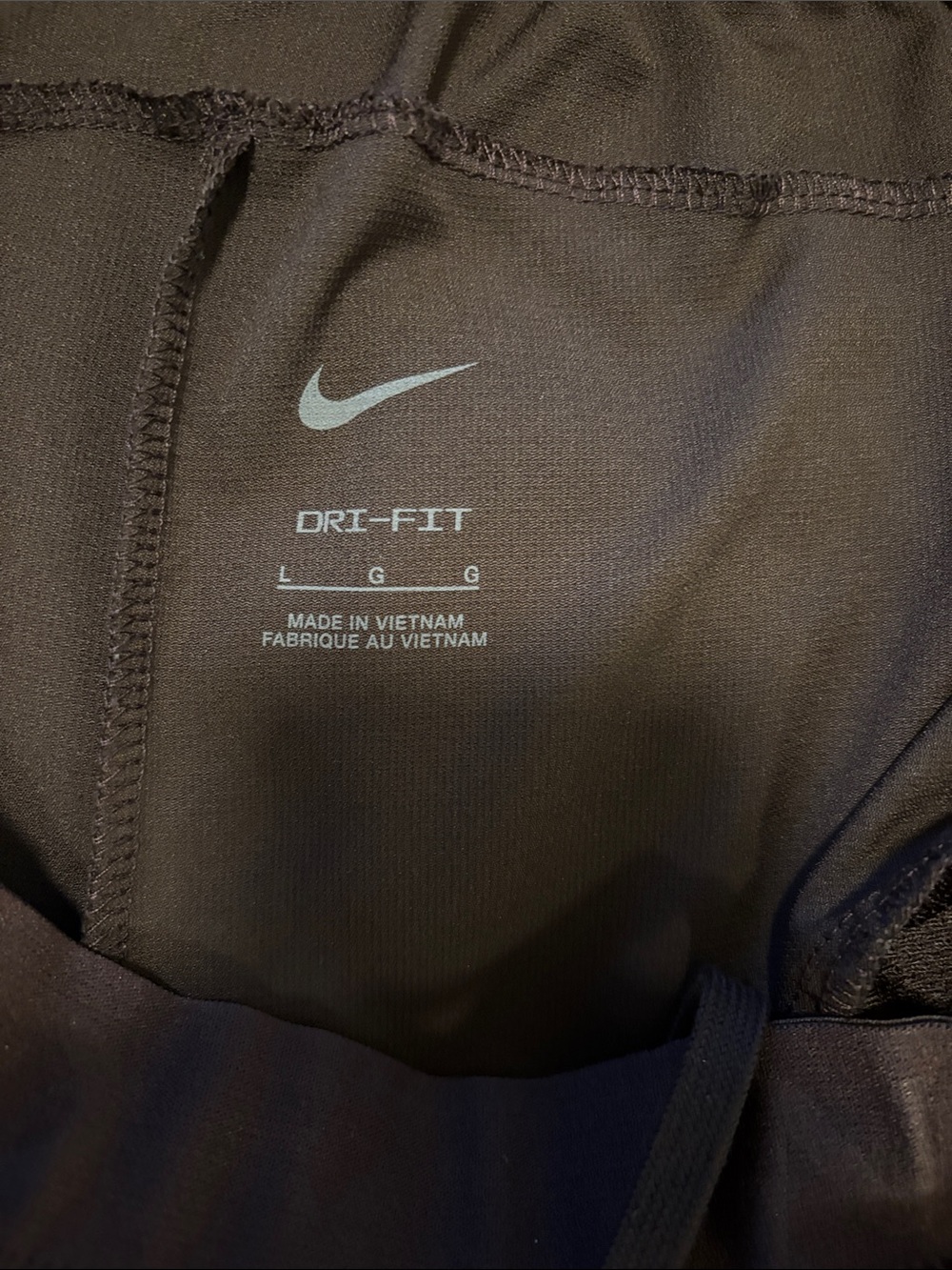 Nike Pro Men’s brown shorts w/ zip pocket. Size Large. - Picture 5 of 5